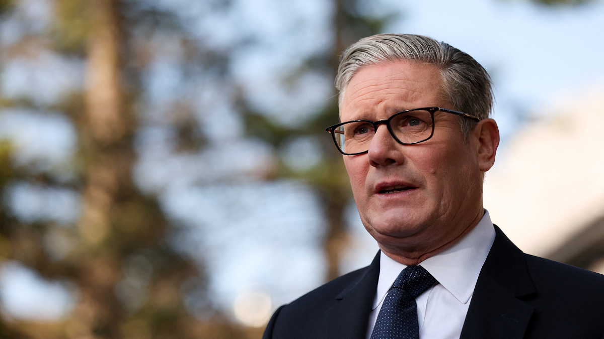 ইরানের সঙ্গে যুদ্ধে না জড়াতে ট্রাম্পকে আহ্বান ব্রিটিশ প্রধানমন্ত্রীর